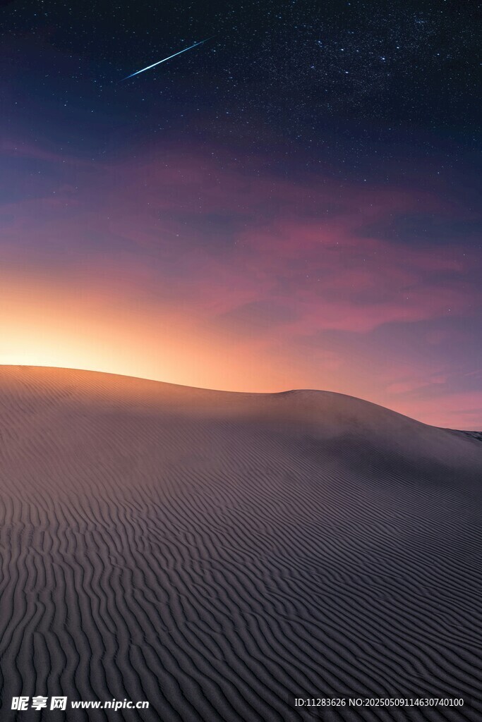 沙漠日出星空梦幻美景