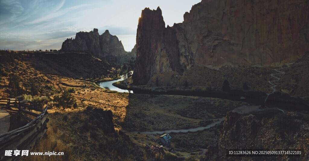 壮丽峡谷风光美景