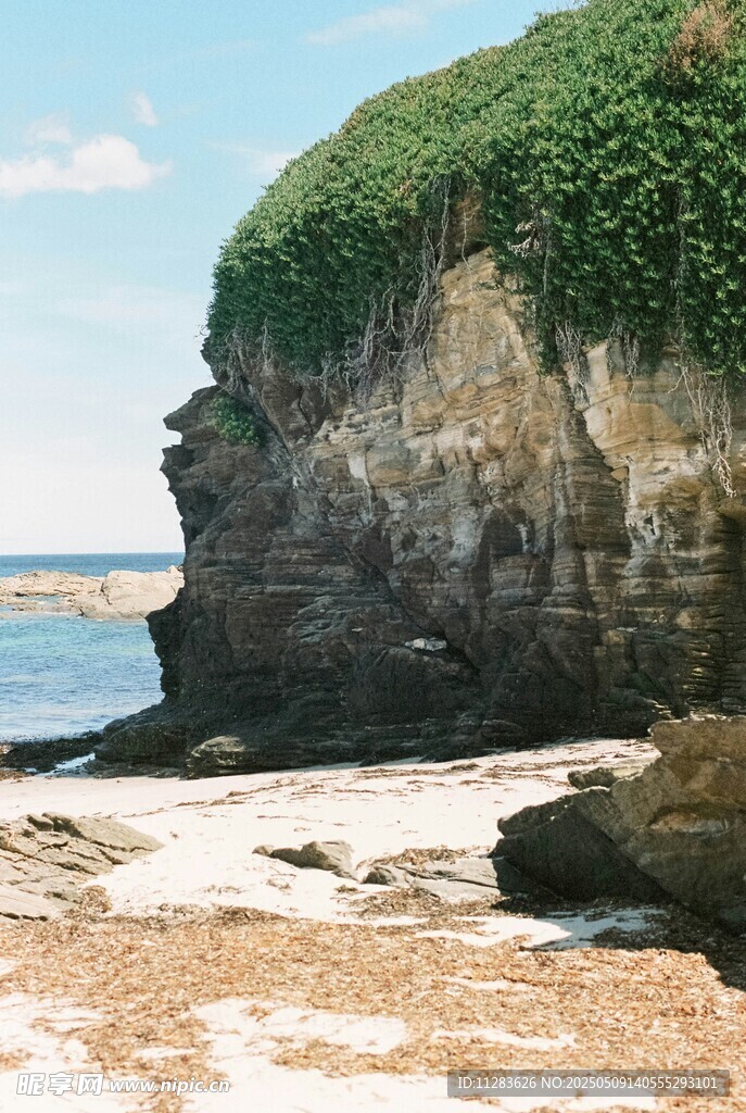 海边岩石景观