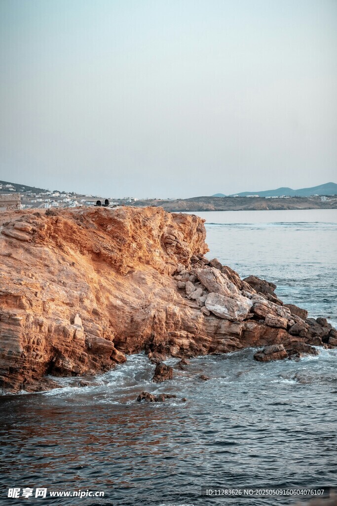 海边红崖景观