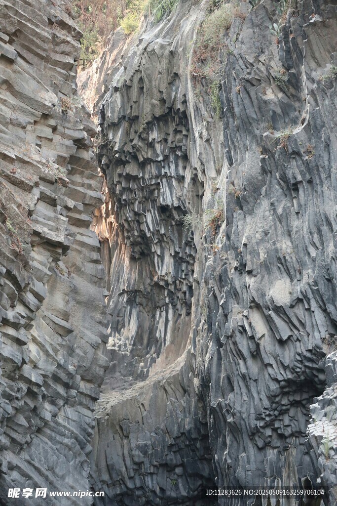 壮观层叠岩石地貌景观