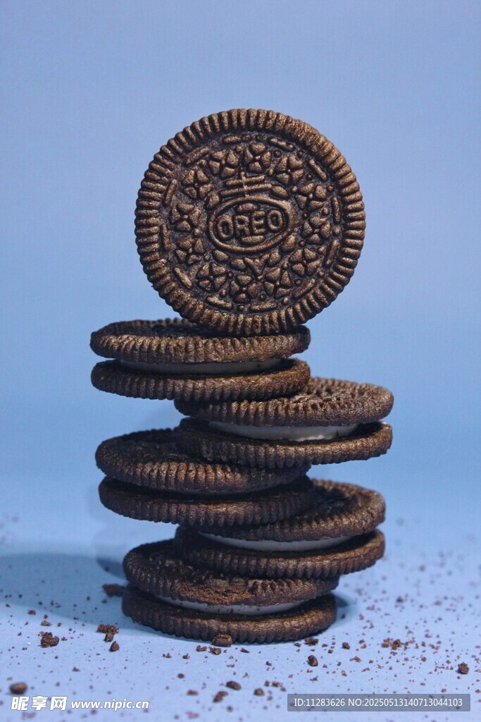 奥利奥饼干堆叠造型展示