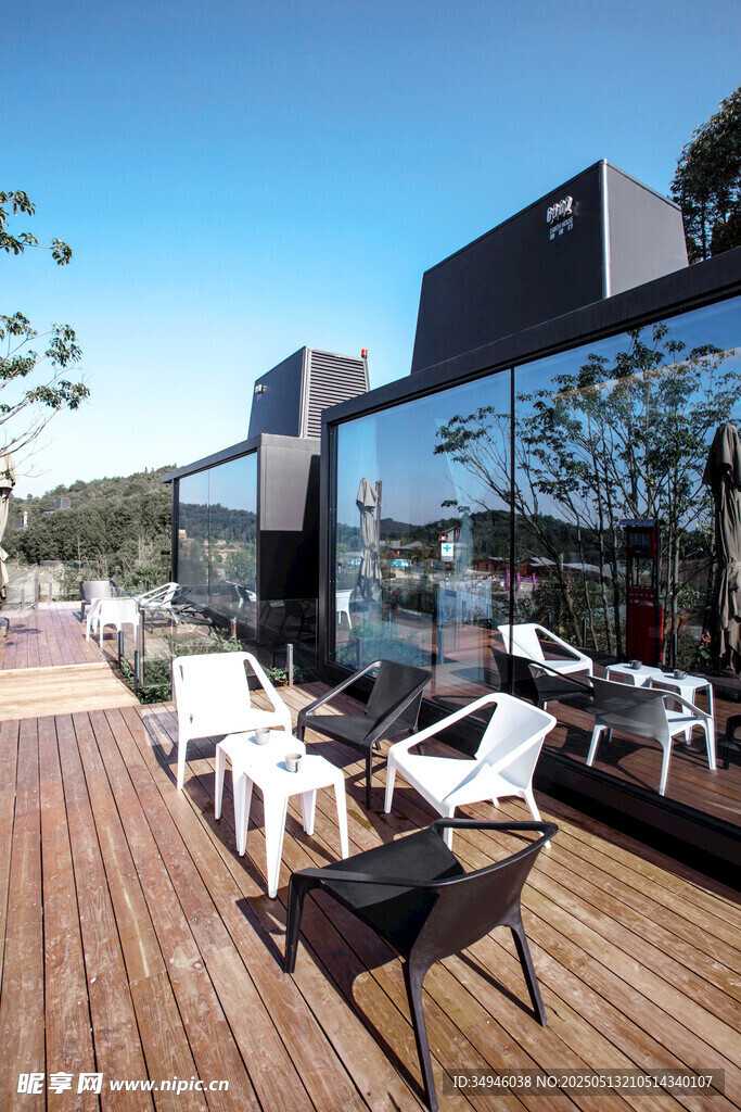 现代露台户外休闲空间