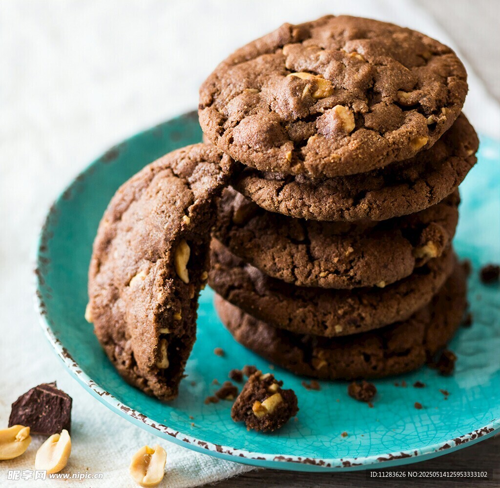 巧克力坚果曲奇堆叠