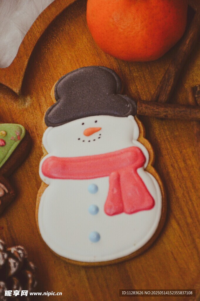 可爱雪人造型圣诞姜饼