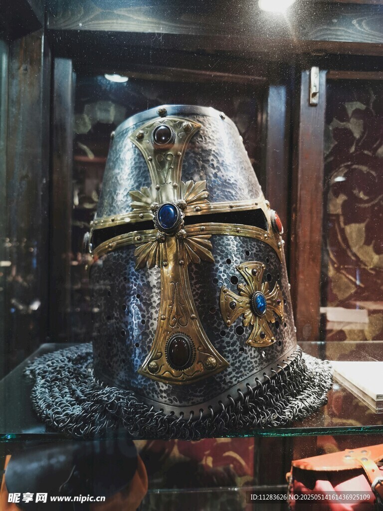 中世纪骑士头盔展示