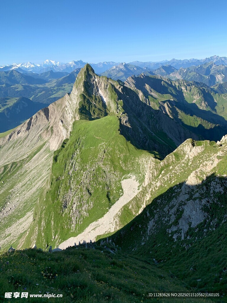 壮丽高山美景