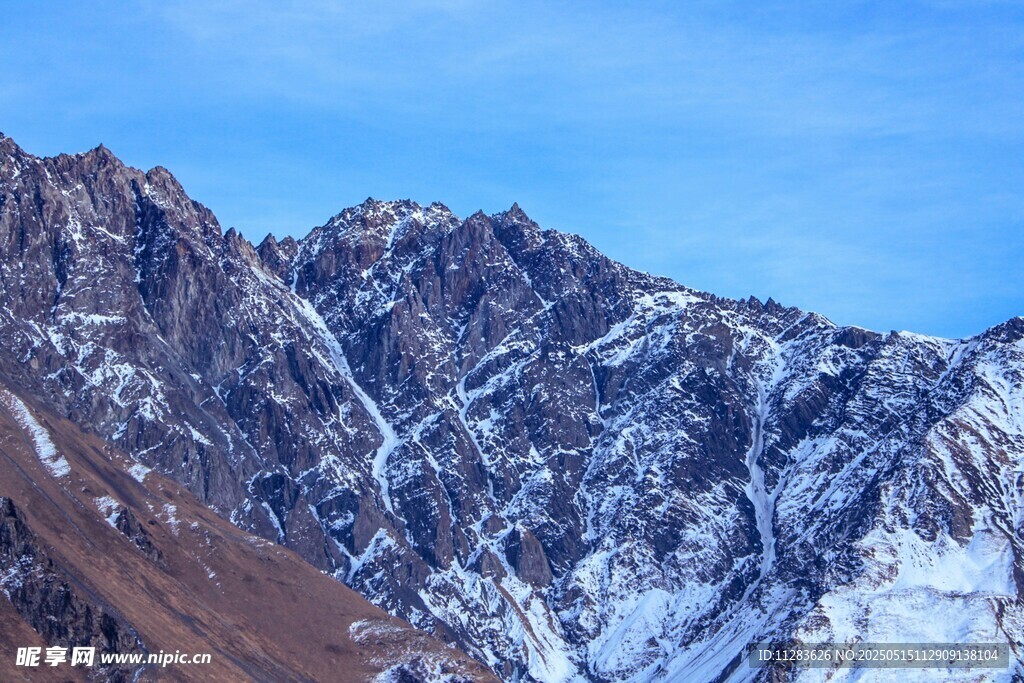 壮丽雪山美景