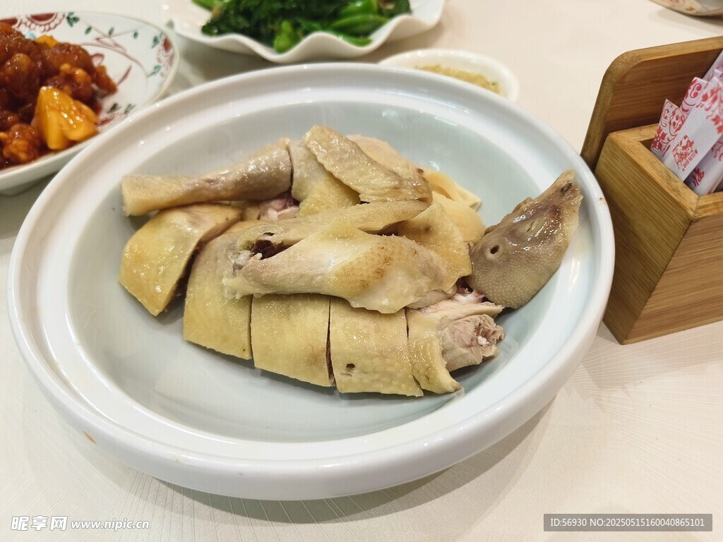 美味白切鸡诱人呈现