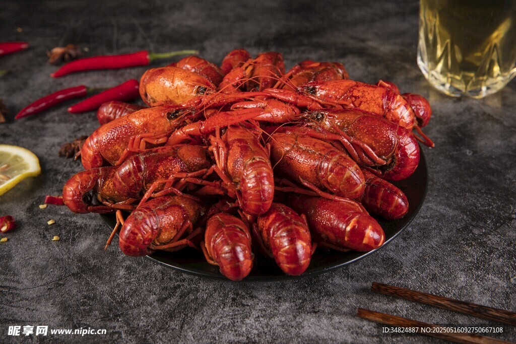 美味小龙虾诱人摆拍