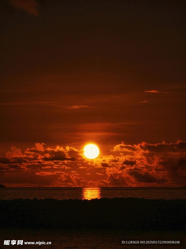 海上壮丽日落美景