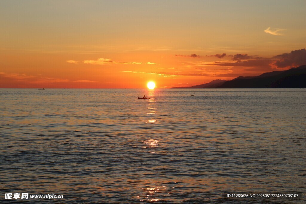 海上日落美景