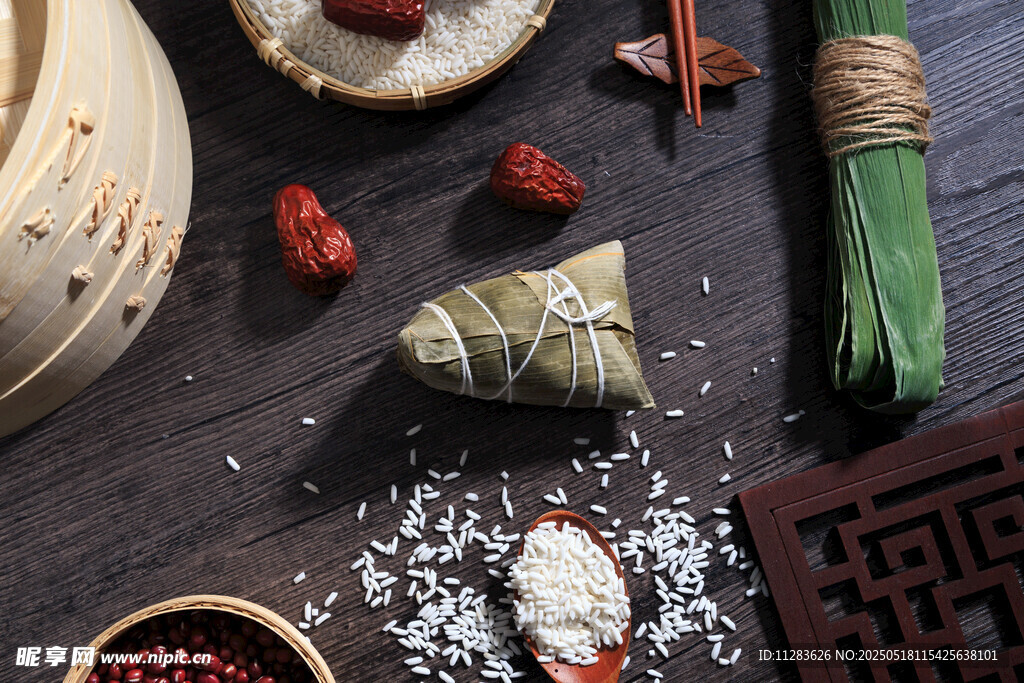 传统端午食材与粽子