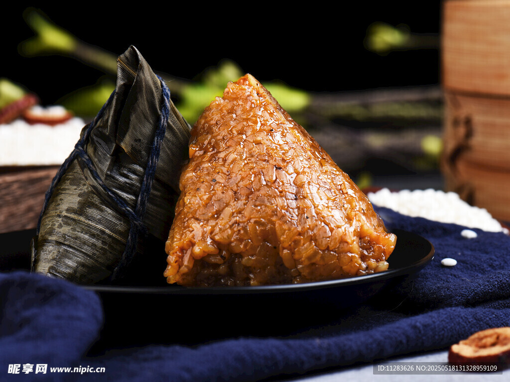 美味传统粽子特写展示