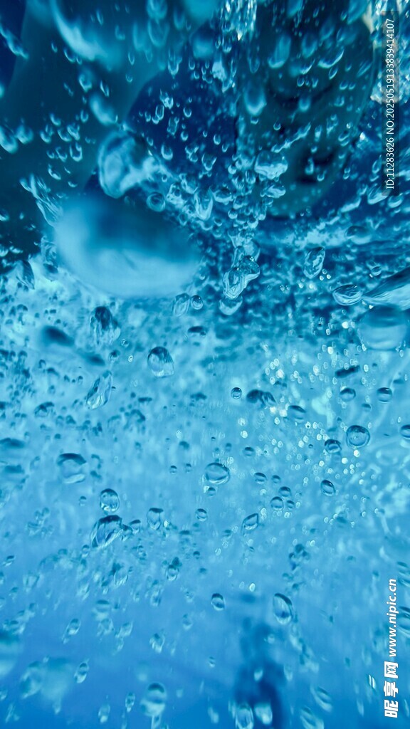 梦幻蓝色水底世界景象