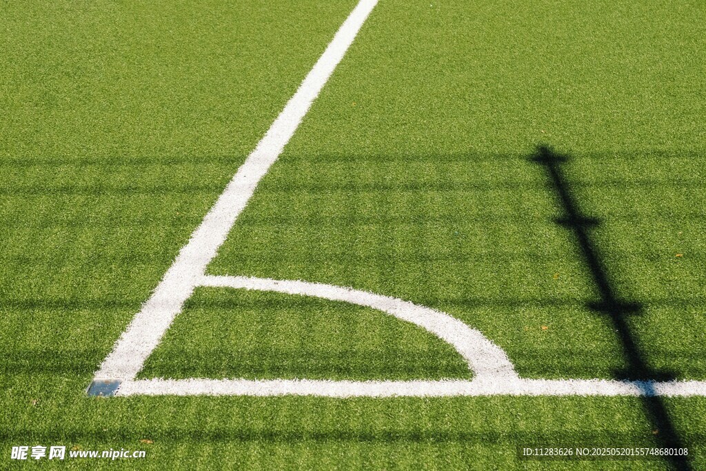 足球场角球区特写