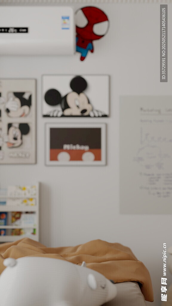 儿童房一角的可爱装饰