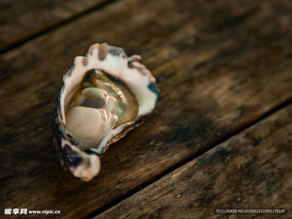 复古风多彩宝石戒指