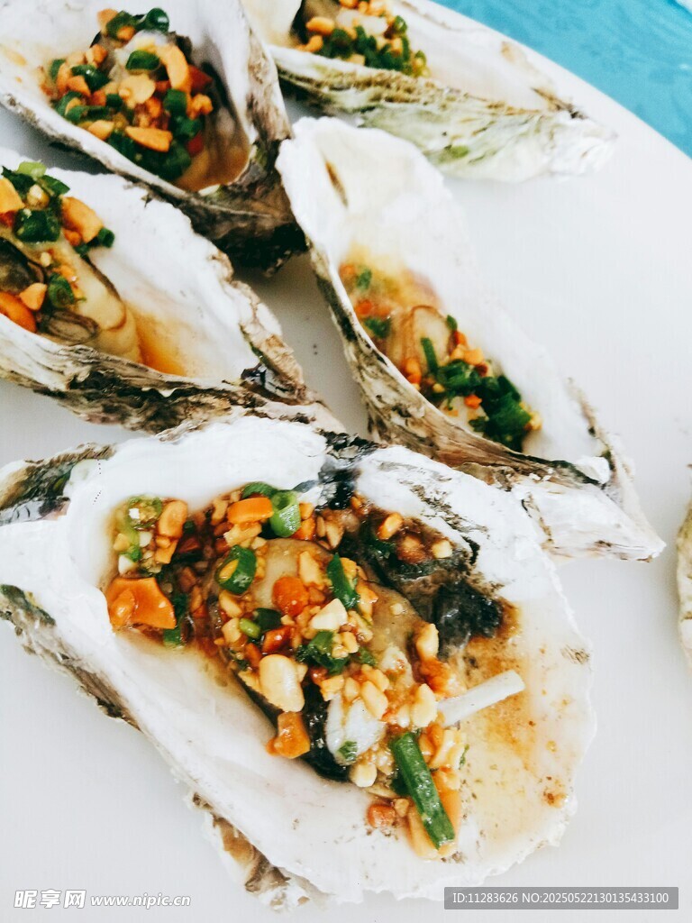 美味蒜蓉烤生蚝