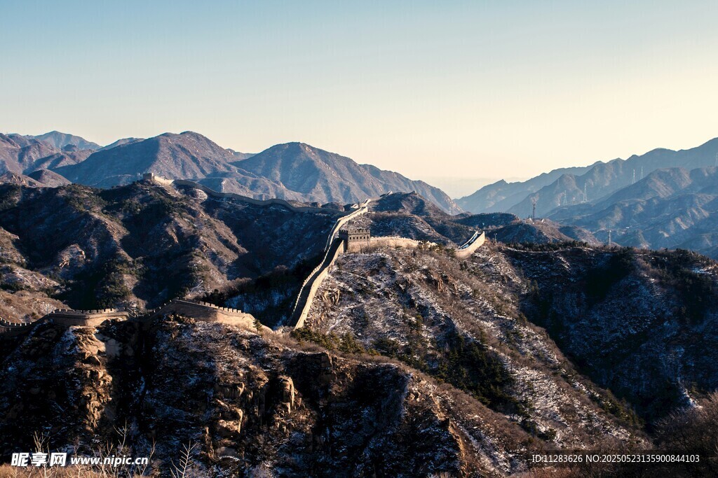 壮丽山峦长城景观