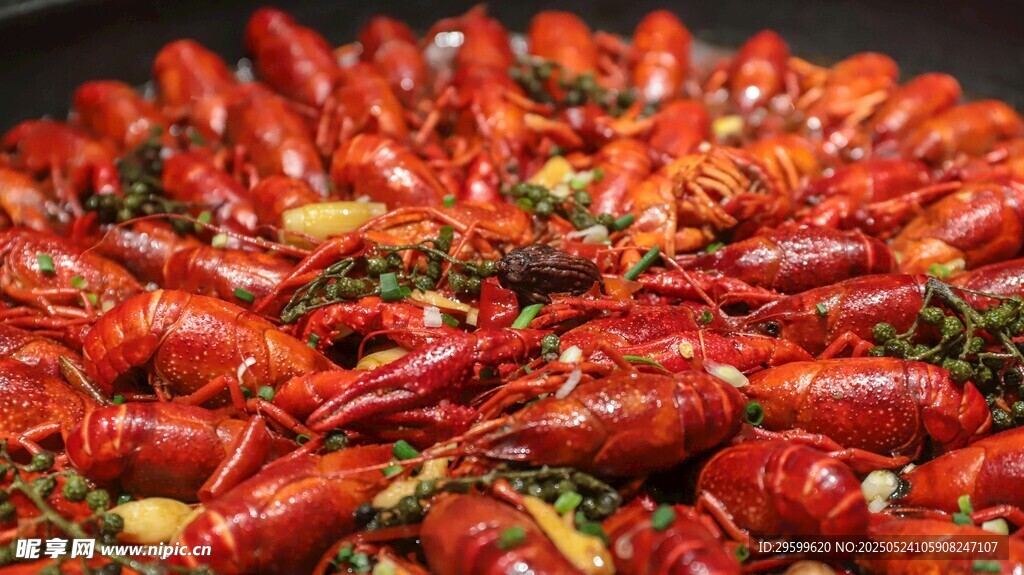 美味小龙虾诱人登场