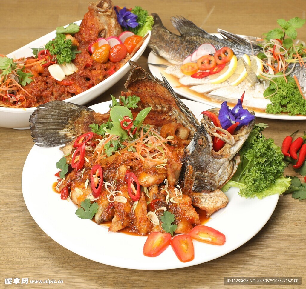 美味特色烤鱼摆盘精致