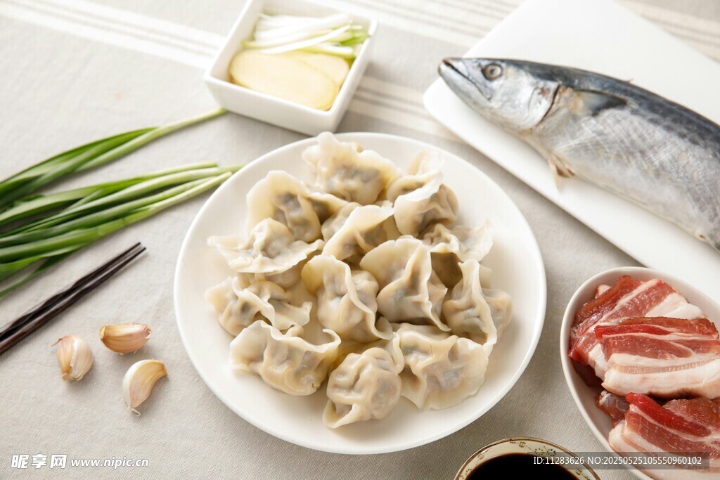 美味饺子食材准备中