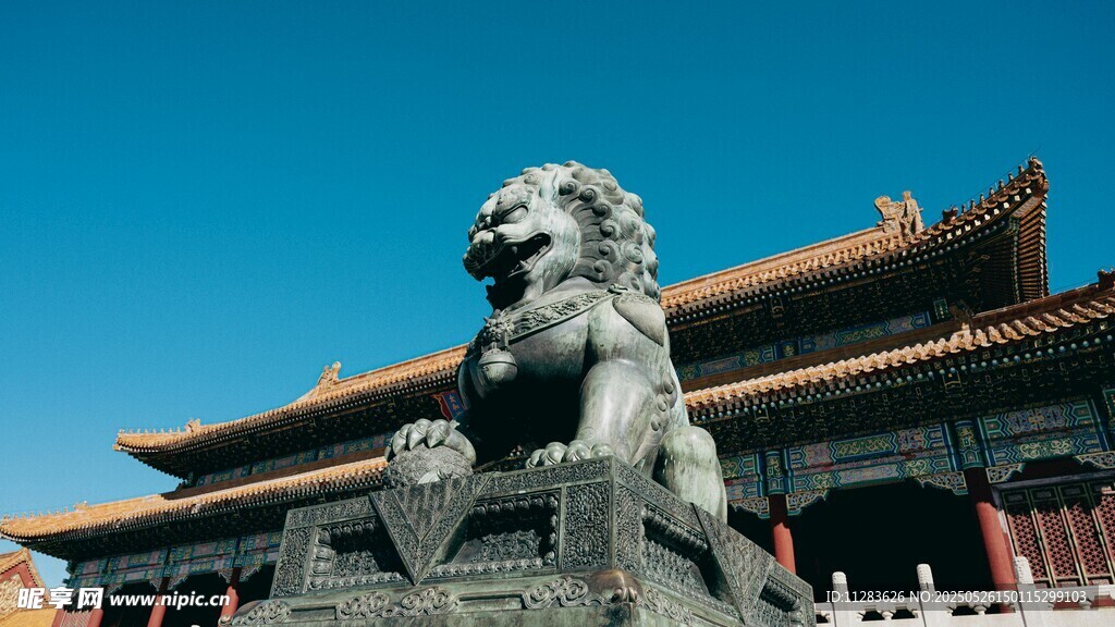 故宫前的石狮子与古建筑