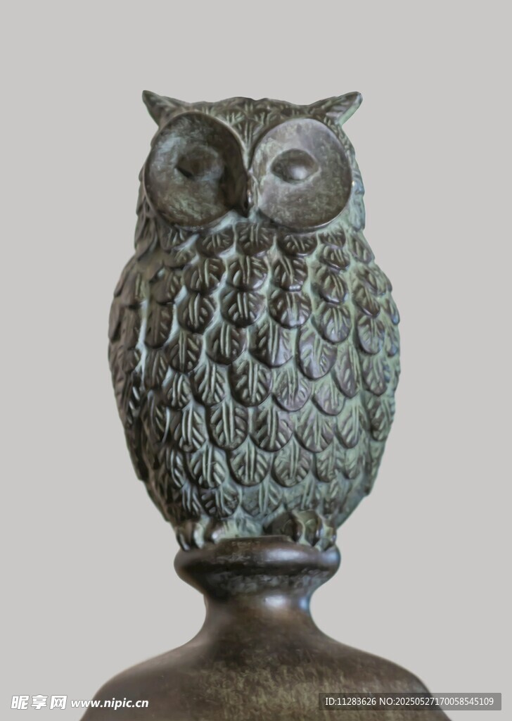 复古猫头鹰金属摆件