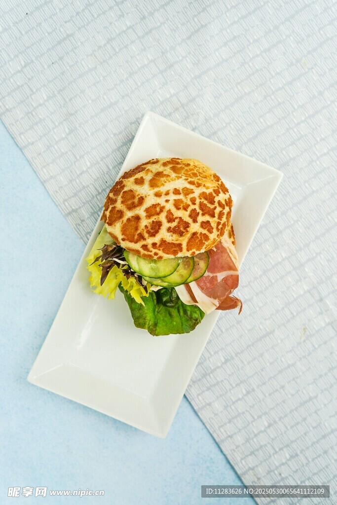 美味火腿生菜汉堡