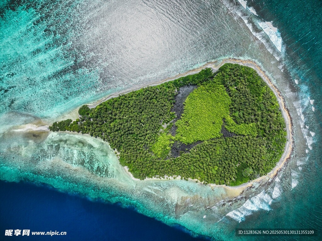 美丽海岛俯瞰图