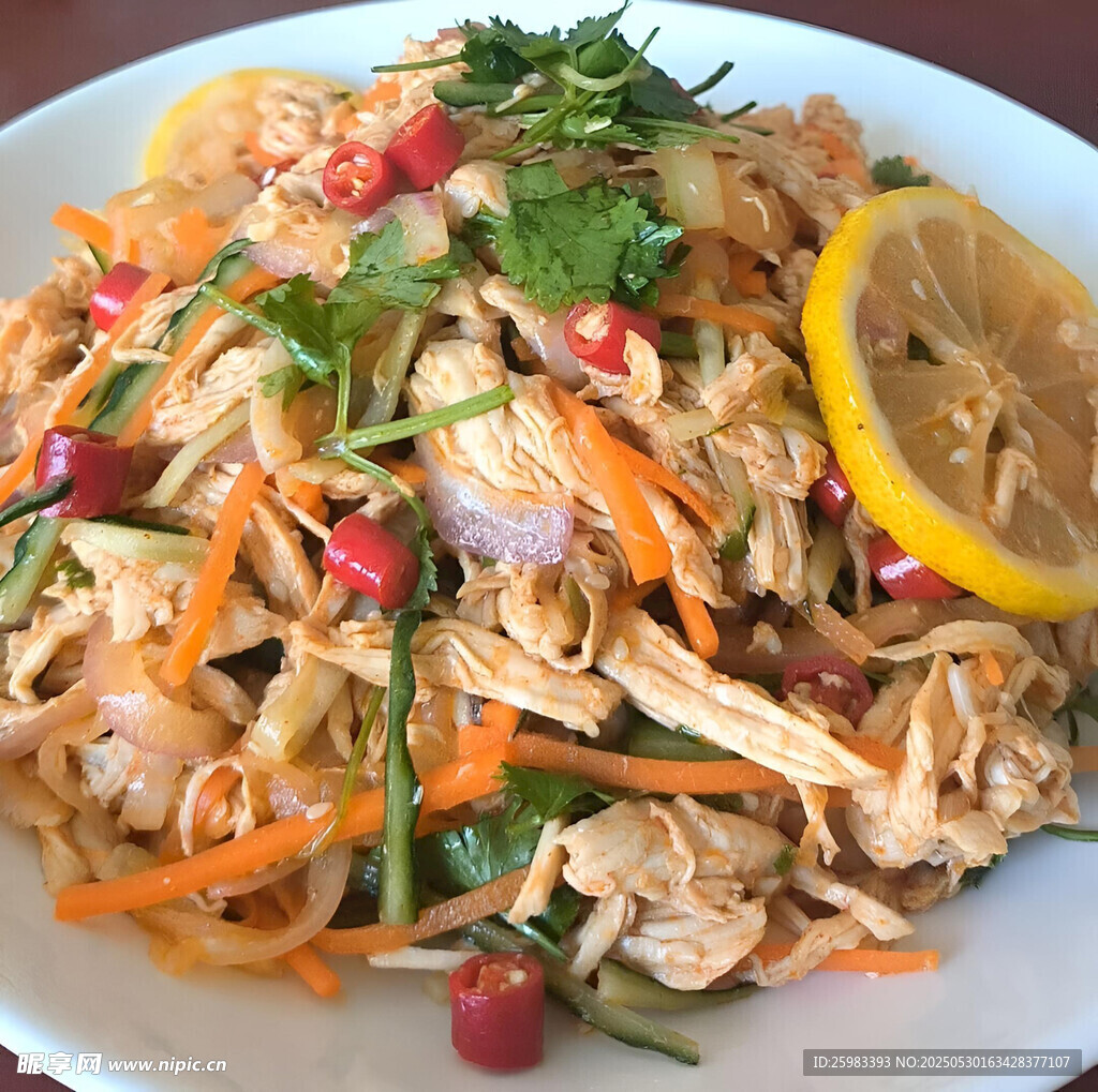 柠檬虾仁蔬菜凉拌面