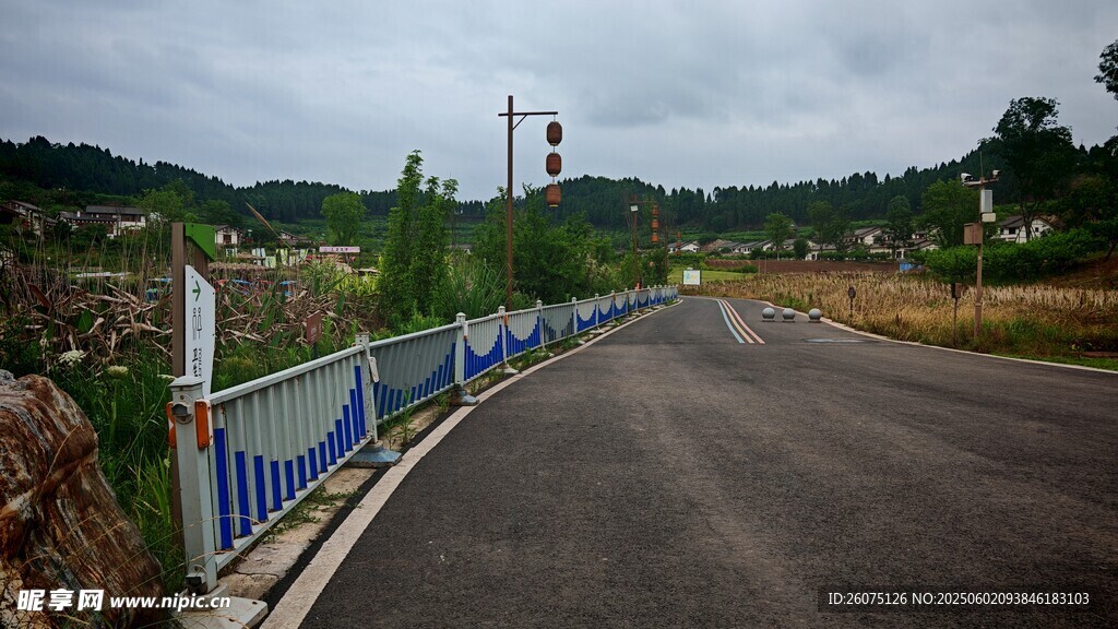 公路护栏