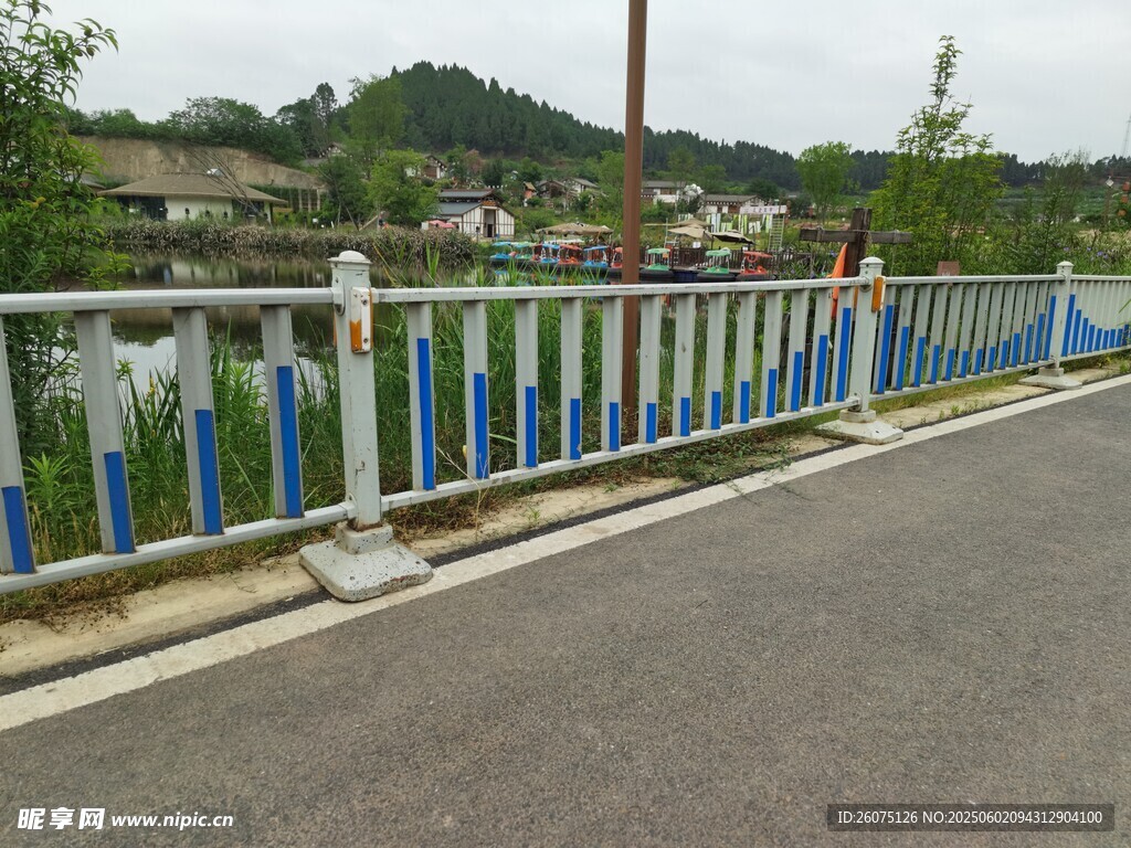 道路护栏