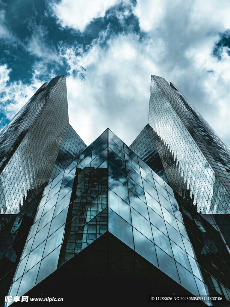 现代都市摩天大楼景观