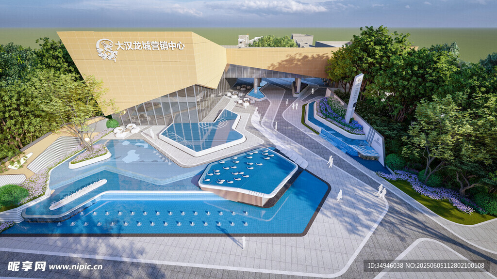 豪华游艇上的露天泳池