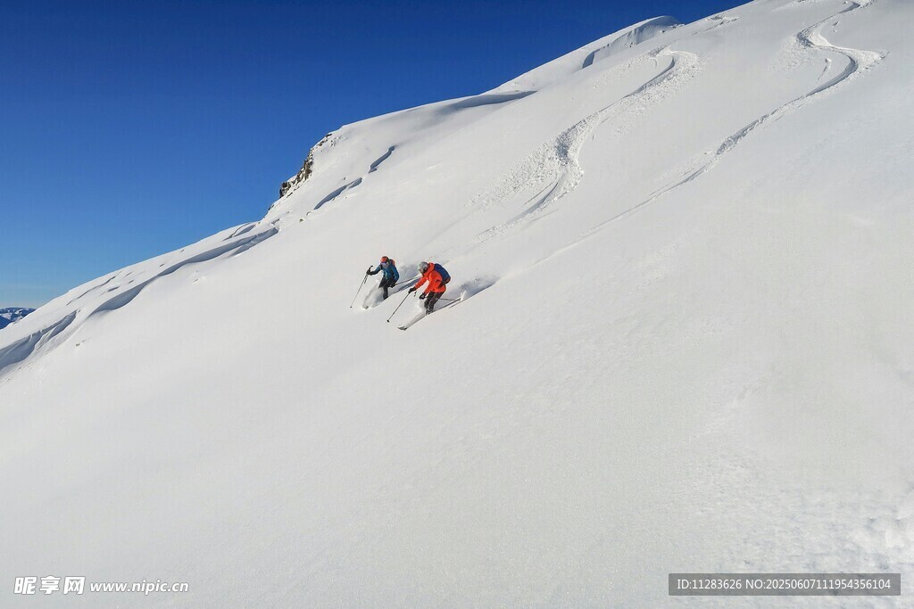 雪山攀登者的冒险之旅