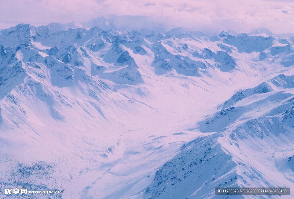 壮丽雪山美景