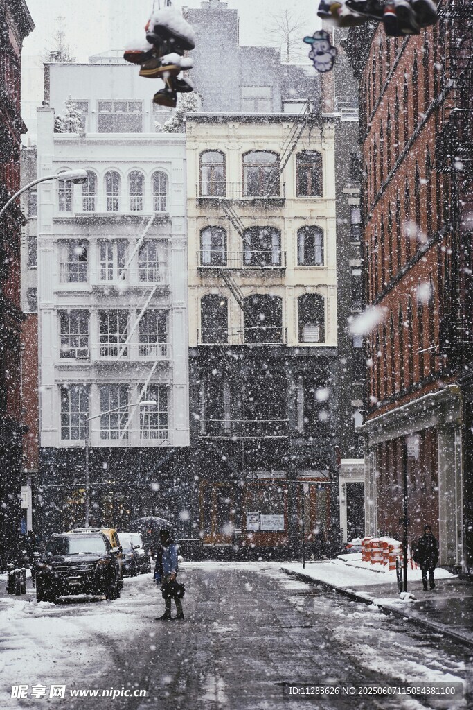冬日城市街道雪景