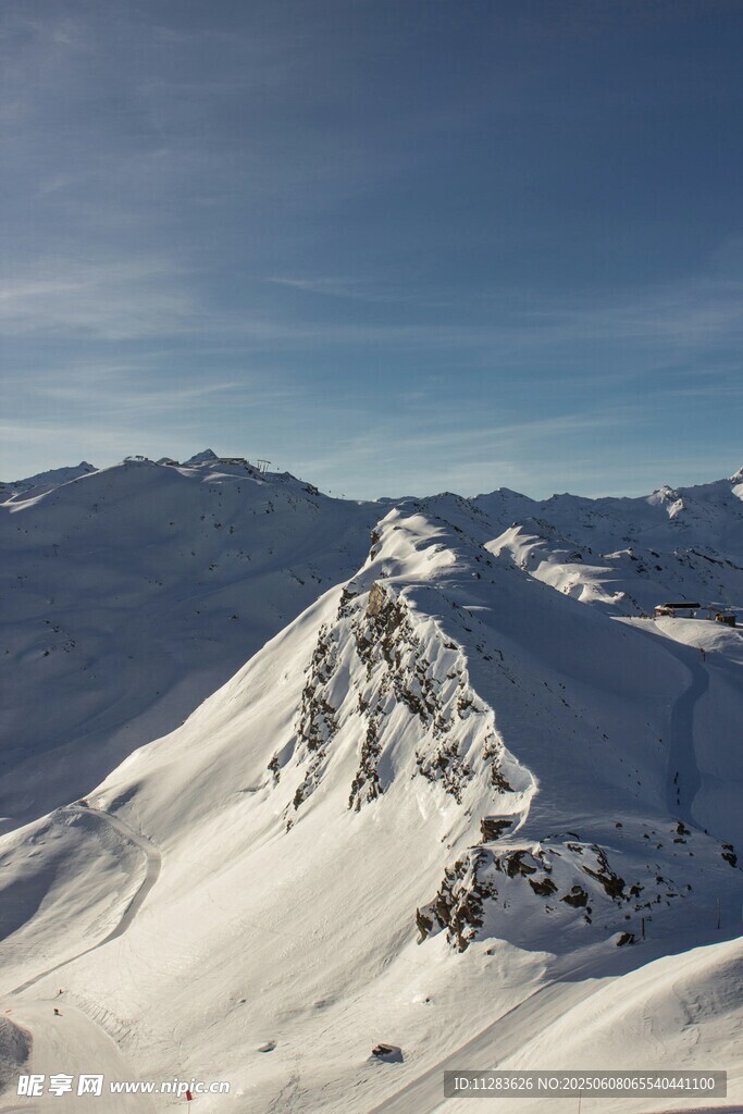 雪山壮丽景致