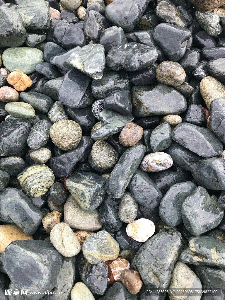 多彩鹅卵石特写