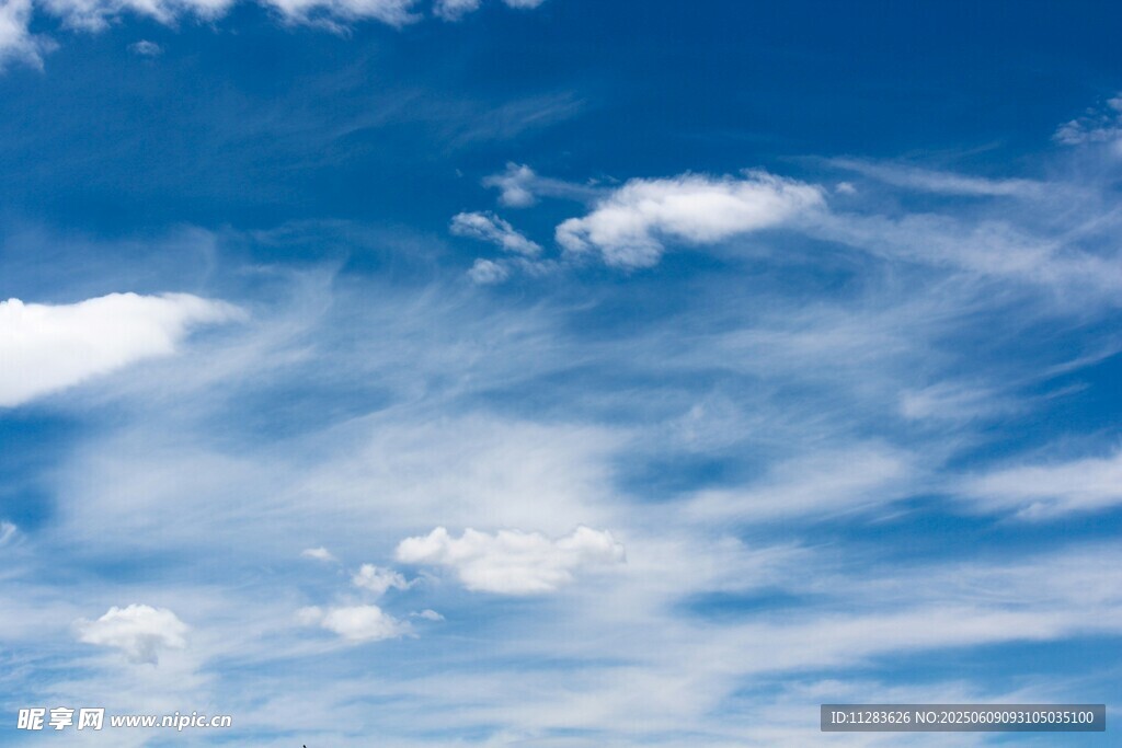 蓝天白云美景