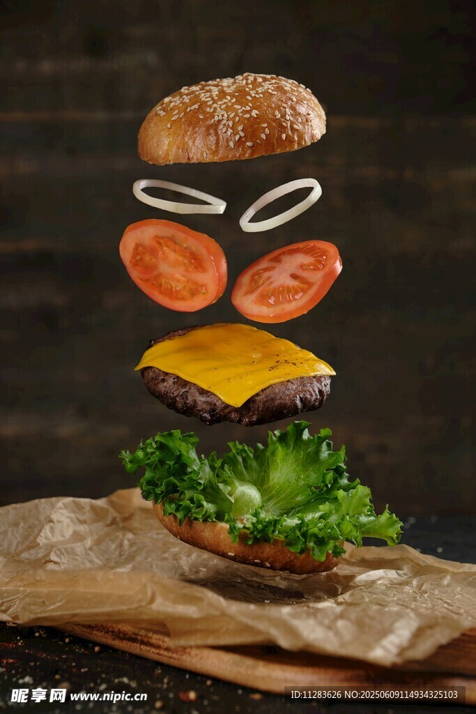 悬浮的美味汉堡食材