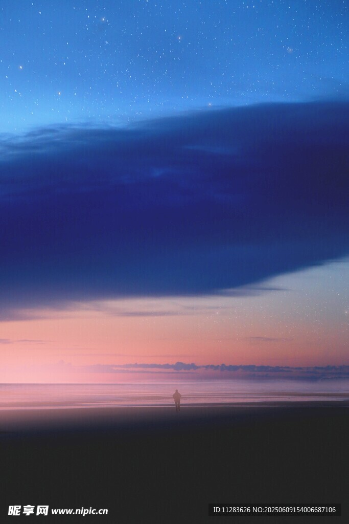 黄昏时分的天空美景