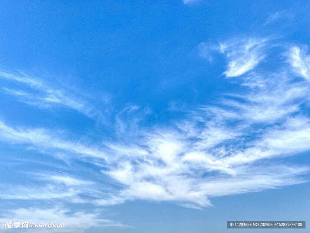 蓝天白云美景