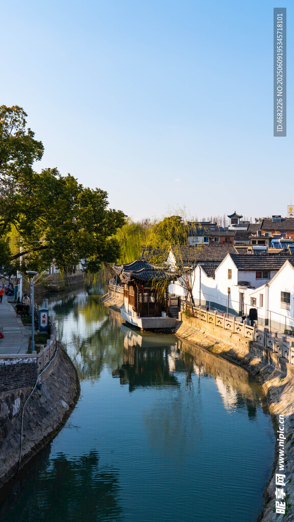 扬州彩衣街小秦淮河夜景