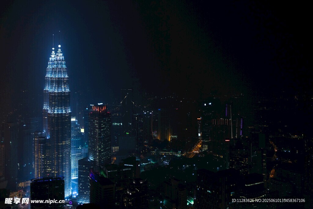 吉隆坡双子塔夜景璀璨