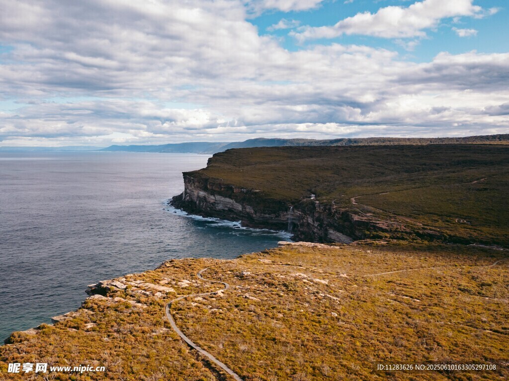 海岸悬崖风光