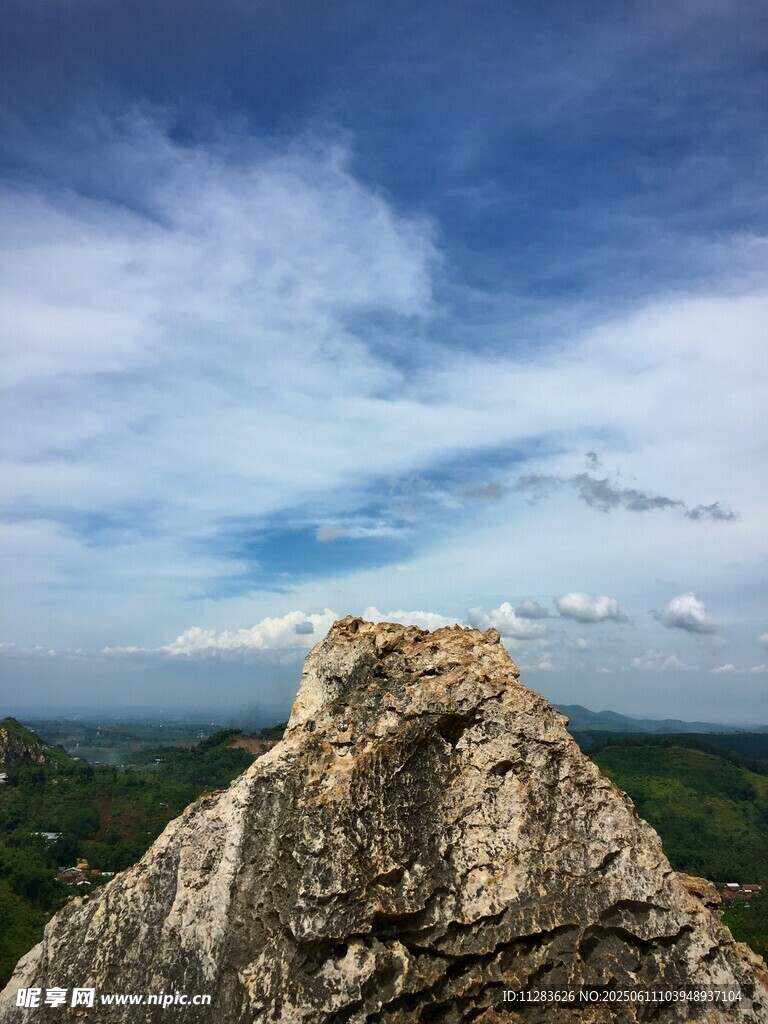 山巅风光