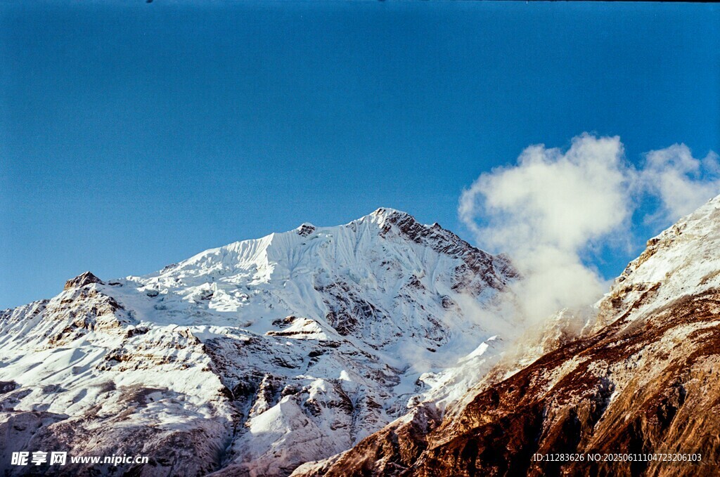 壮丽雪山美景